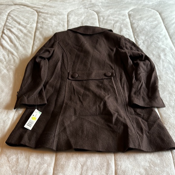 New- attention chocolate coat - Picture 3 of 17